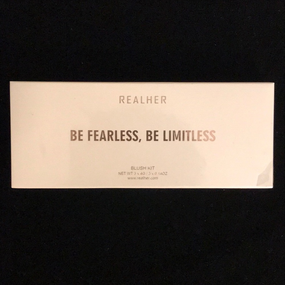 RealHer Blush Kit!! ☺️ New in shrink wrap!!